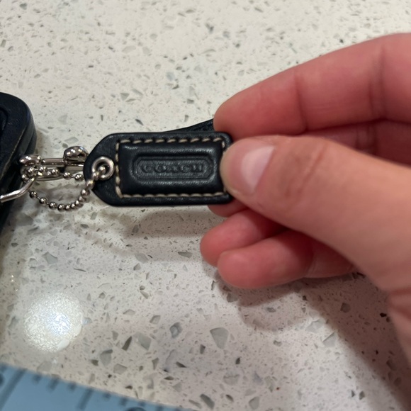 Authentic Coach Vintage SoHo Kiss lock wristlet Black - Picture 4 of 11